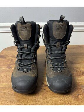 KEEN Revel IV High Polar Boots Men's size 9 US Waterproof Insulated Boots